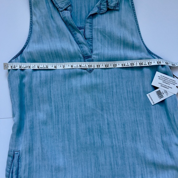 Light Blue Sleeveless Denim Dress - Picture 4 of 5